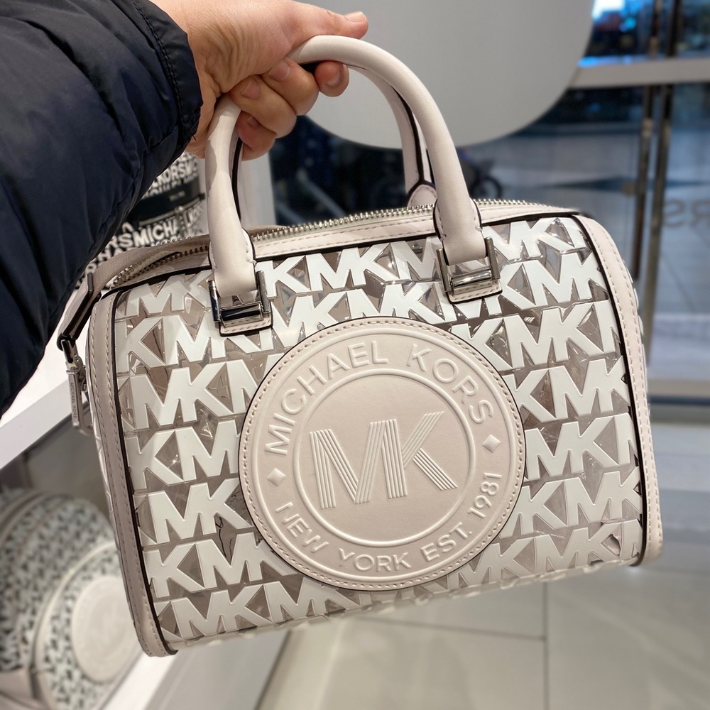 ⛔️SOLD⛔️MK Sport Duffle Satchel - Picture 1 of 8